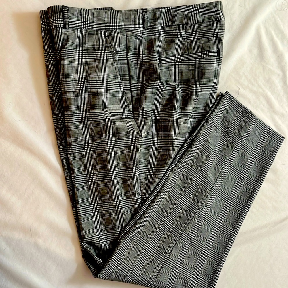 Banana republic Ryan women’s slacks, size 14, excellent condition